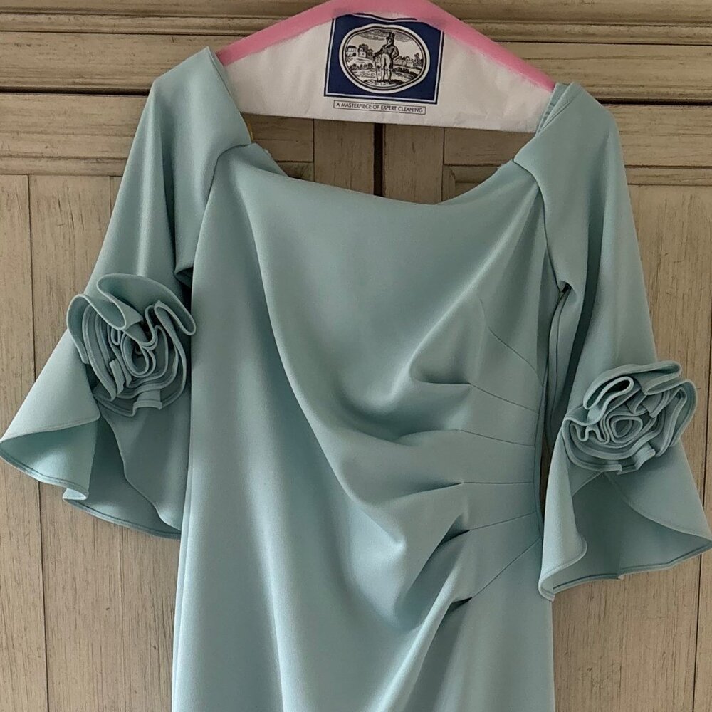 Adrianna Papell maxi dress, light green, 3/4 sleeve with flower